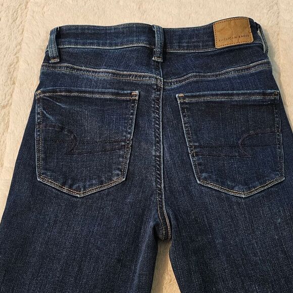 American Eagle Next Level stretch Blue Skinny, Super Hi-Rise Jegging Size 2 - Picture 4 of 8